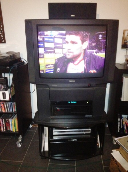 Röhrenfernseher_Cablecom_Settopbox