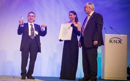 The company Smart Building Design GmbH (Switzerland) with the KNX project “Energieautarke „Finca Los Miticos” also won the first ever People’s Choice KNX Award, the project that was voted by the public as being the best KNX Award. In this way, both the KNX Award Jury as well as the KNX community were able to express their appraisal for this amazing project.
