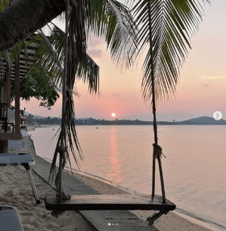 Screenshot_2019-11-18 Peter Sperlich auf Instagram „Watching another fucking beautiful Sundowner with a MaiTai in our Hands[...].png